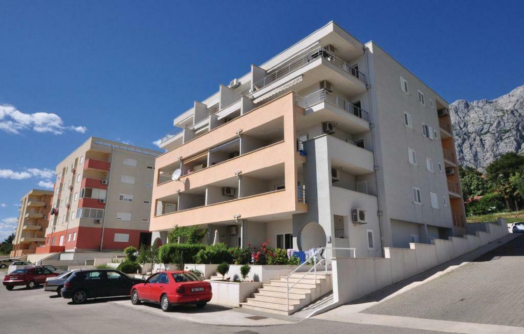 Apartment Orange Макарська Екстер'єр фото