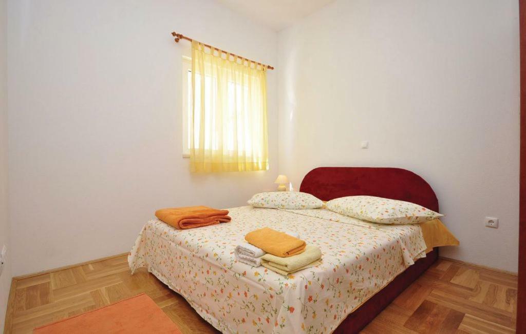 Apartment Orange Макарська Екстер'єр фото